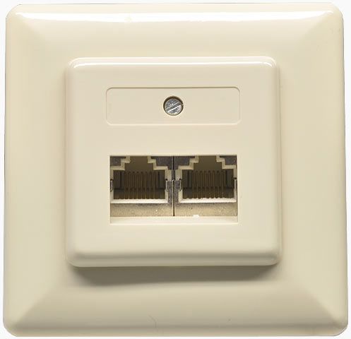 Wentronic 50142  CAT 5e Unterputzdose 2 x RJ45 geschirmt beige