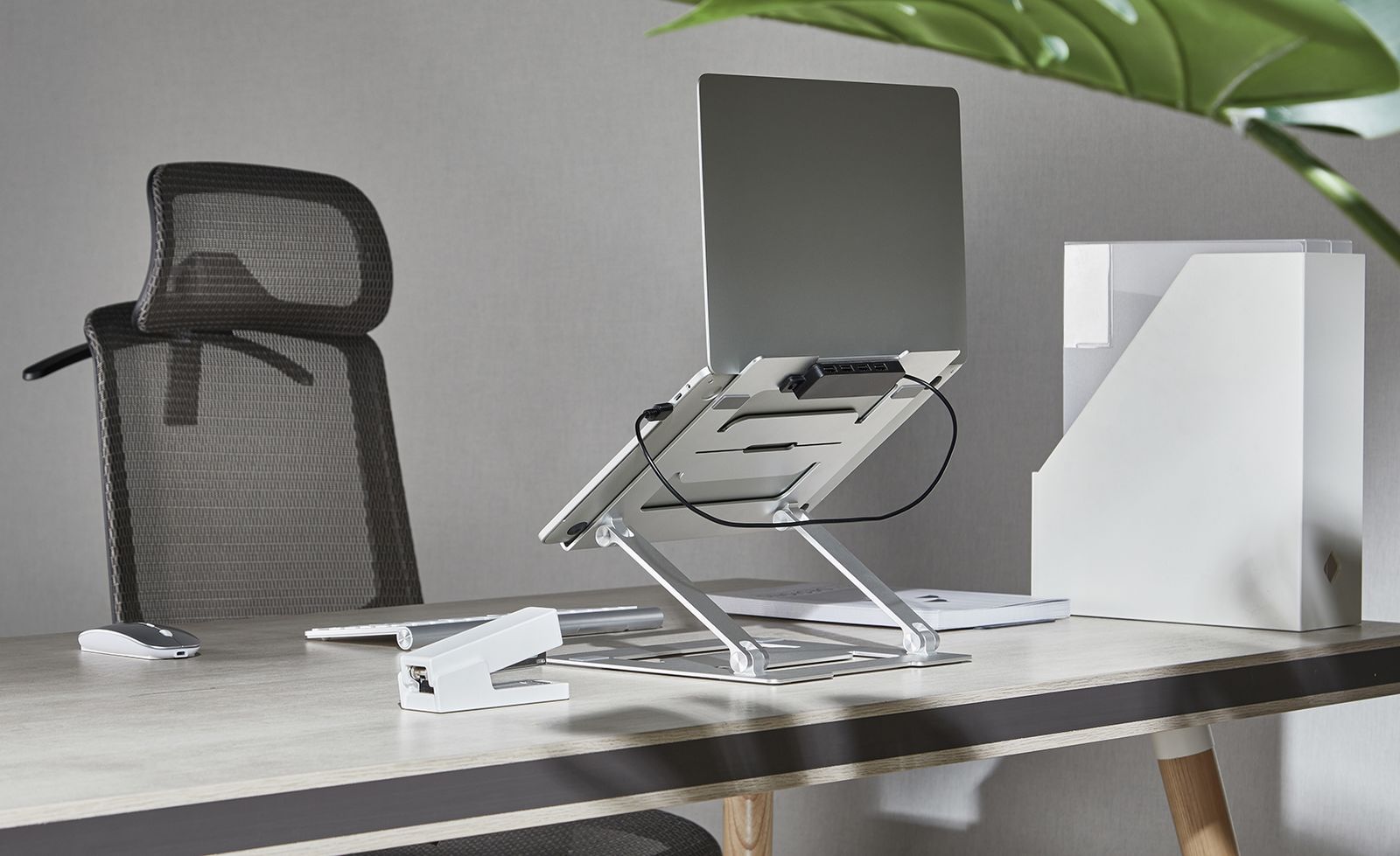 Laptop St�nder My Wall HT17L-/bilder/big/ht17_detail9.jpg